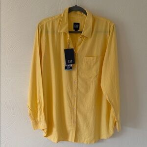 GAP NWT Linen Blend Button Down Shirt in Golden Haze.  Size Large.